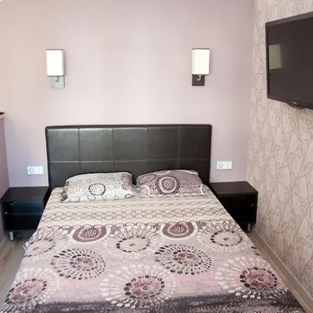 On Abrikosovaya 敖德萨