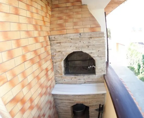 On Abrikosovaya Apartman