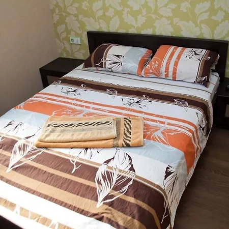 Apartment On Abrikosovaya *